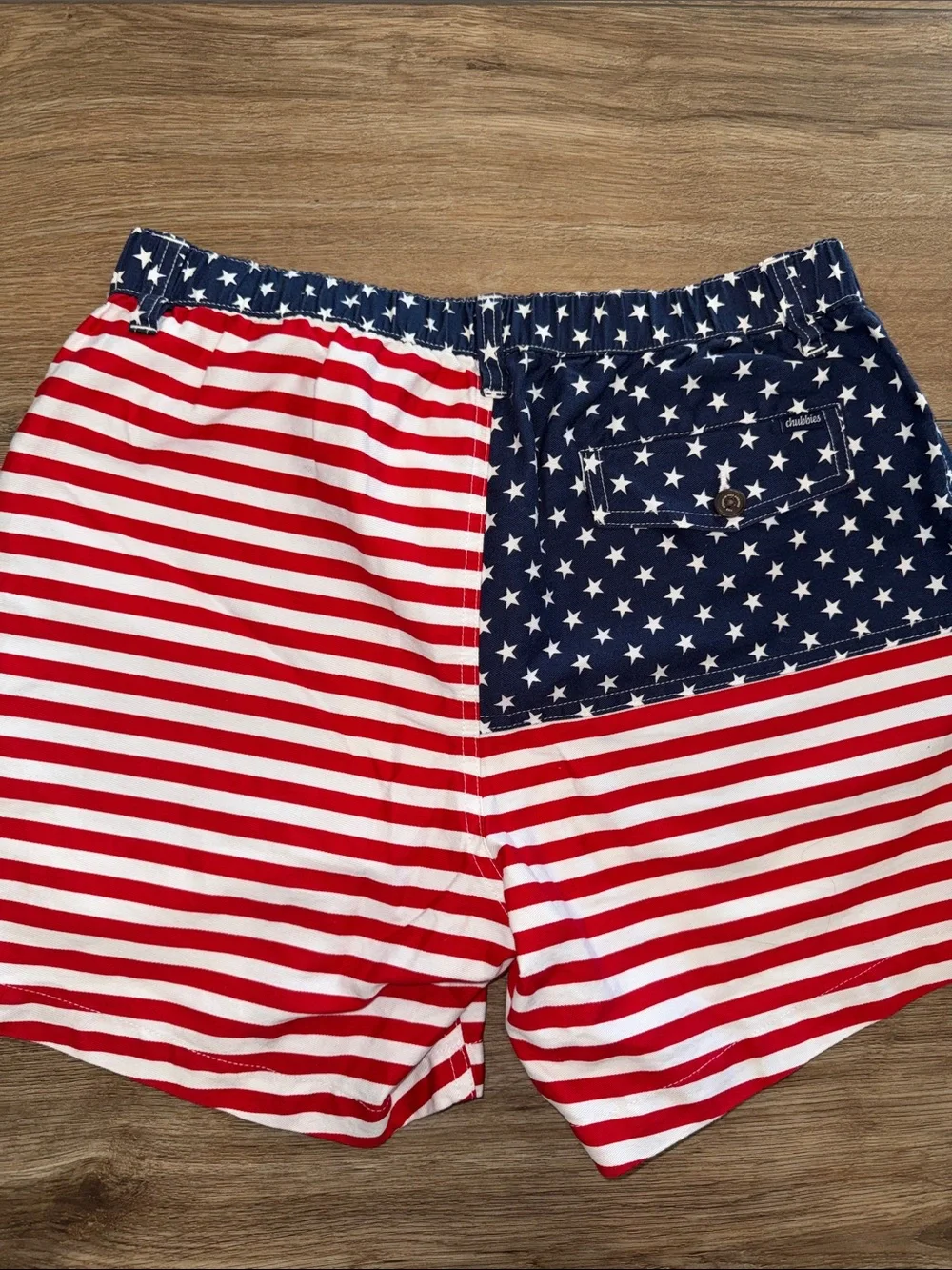 chubbies American Flag Print Swim Shorts - size medium 5.5 inseam
